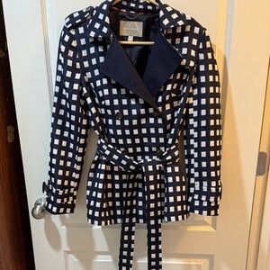 Banana Republic Checkered Trench Coat in Navy and White